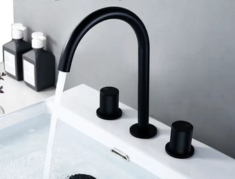 Bridge Deck Mounted Bathroom Basin Mixer Tap with Dual Holder